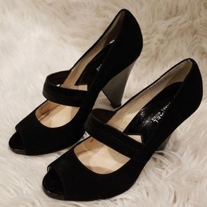 SOLD Michael Kors, 4in. pumps, peekaboo toe, sz 8